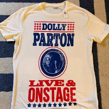 Бяла тениска Dolly Parton с жива концерт на живо в класически стил H8938 с дълъг ръкав