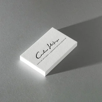 Индивидуален.продукт. елегантна хартия за печат на визитки с релефен златен фолио