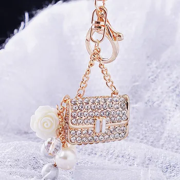Калин малък аромат, малка чанта-ключодържател, дамска чанта, окачване, метален ключодържател, пръстен, диамант и ключодържател.