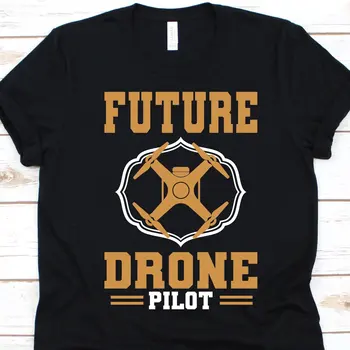 Тениска бъдещето на пилота на дрона Дизайн безпилотен въздухоплавателни средства с дистанционно пилотированием Оператор БЛА